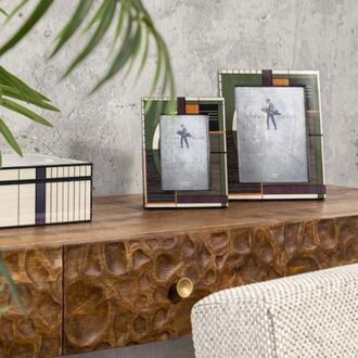 Cornice Astratta Base Verde Piccola